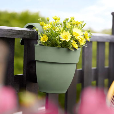 Elho Pflanzgefäß 'Vibia Campana S', pistaziengrün, ca. Ø 20,5 x H 26,5 Elho Pflanzgefäß 'Vibia Campana S', pistaziengrün, ca. Ø 20,5 x H 26,5