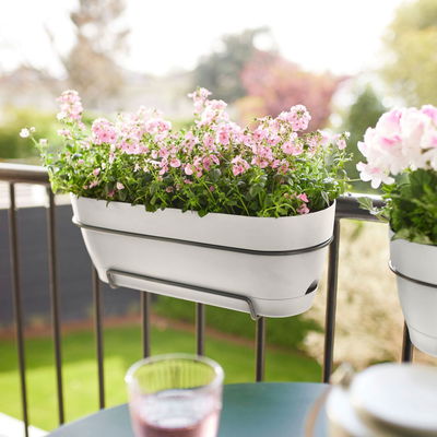 Elho Pflanzgefäß 'Vibia Campana 50', seidenweiß, ca. 49 x 18 x H 17 cm Elho Pflanzgefäß 'Vibia Campana 50', seidenweiß, ca. 49 x 18 x H 17 cm