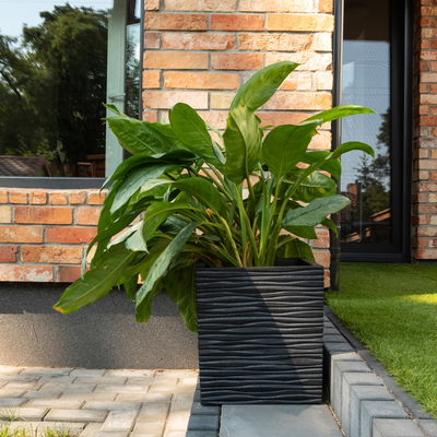 Pflanzgefäß 'Serenity', schiefer, ca. 34 x 34 x H 36,6 cm Pflanzgefäß 'Serenity', schiefer, ca. 34 x 34 x H 36,6 cm