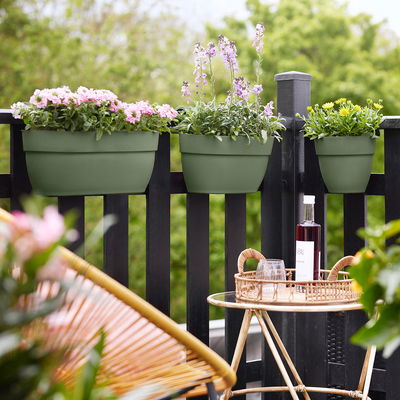 Elho Pflanzgefäß 'Vibia Campana S', pistaziengrün, ca. Ø 20,5 x H 26,5 Elho Pflanzgefäß 'Vibia Campana S', pistaziengrün, ca. Ø 20,5 x H 26,5