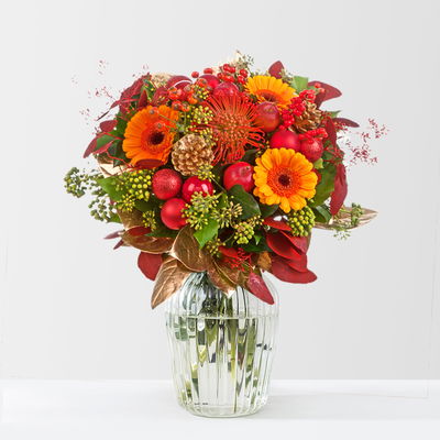 Blumenstrauß 'Bratapfel', handgebunden