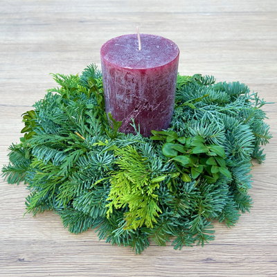 Stumpenkranz aus Mixgrün, halbrund gebunden, ca. 20 cm Ø, 2 Stück Stumpenkranz aus Mixgrün, halbrund gebunden, ca. 20 cm Ø, 2 Stück