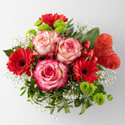 Blumenstrauß 'Double Date' inkl. Herz-Stecker, handgebunden Blumenstrauß 'Double Date' inkl. Herz-Stecker, handgebunden