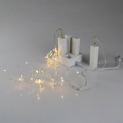 LED Silberdraht inkl. Powerbank, warmweiß, 4 Stränge je 60 LEDs LED Silberdraht inkl. Powerbank, warmweiß, 4 Stränge je 60 LEDs