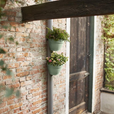 Elho Fallrohrpflanzgefäß 'Vibia Campana', pistazien grün Elho Fallrohrpflanzgefäß 'Vibia Campana', pistazien grün