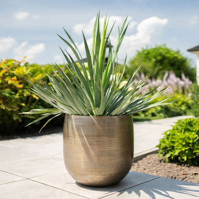 Kölle Pflanzgefäß 'Rowen', gold, ca. Ø 42 x H 41 cm Kölle Pflanzgefäß 'Rowen', gold, ca. Ø 42 x H 41 cm