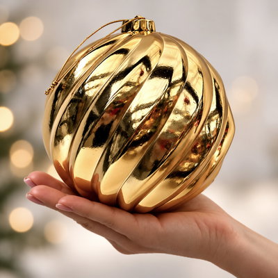 Christbaumkugeln, hellgold, Kunststoff, ca. Ø 14 cm, 4er-Set Christbaumkugeln, hellgold, Kunststoff, ca. Ø 14 cm, 4er-Set