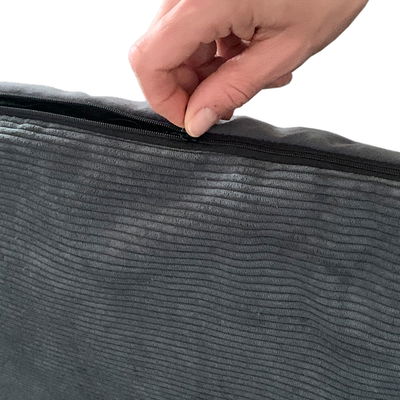 Tierbett 'Corvin', anthrazit, ca. 15 x 49 x 70 cm Tierbett 'Corvin', anthrazit, ca. 15 x 49 x 70 cm