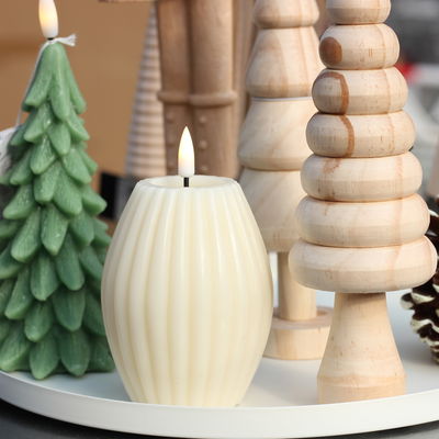 LED Echtwachskerze 'Stripe', creme, Ø 10 x H 15 cm LED Echtwachskerze 'Stripe', creme, Ø 10 x H 15 cm