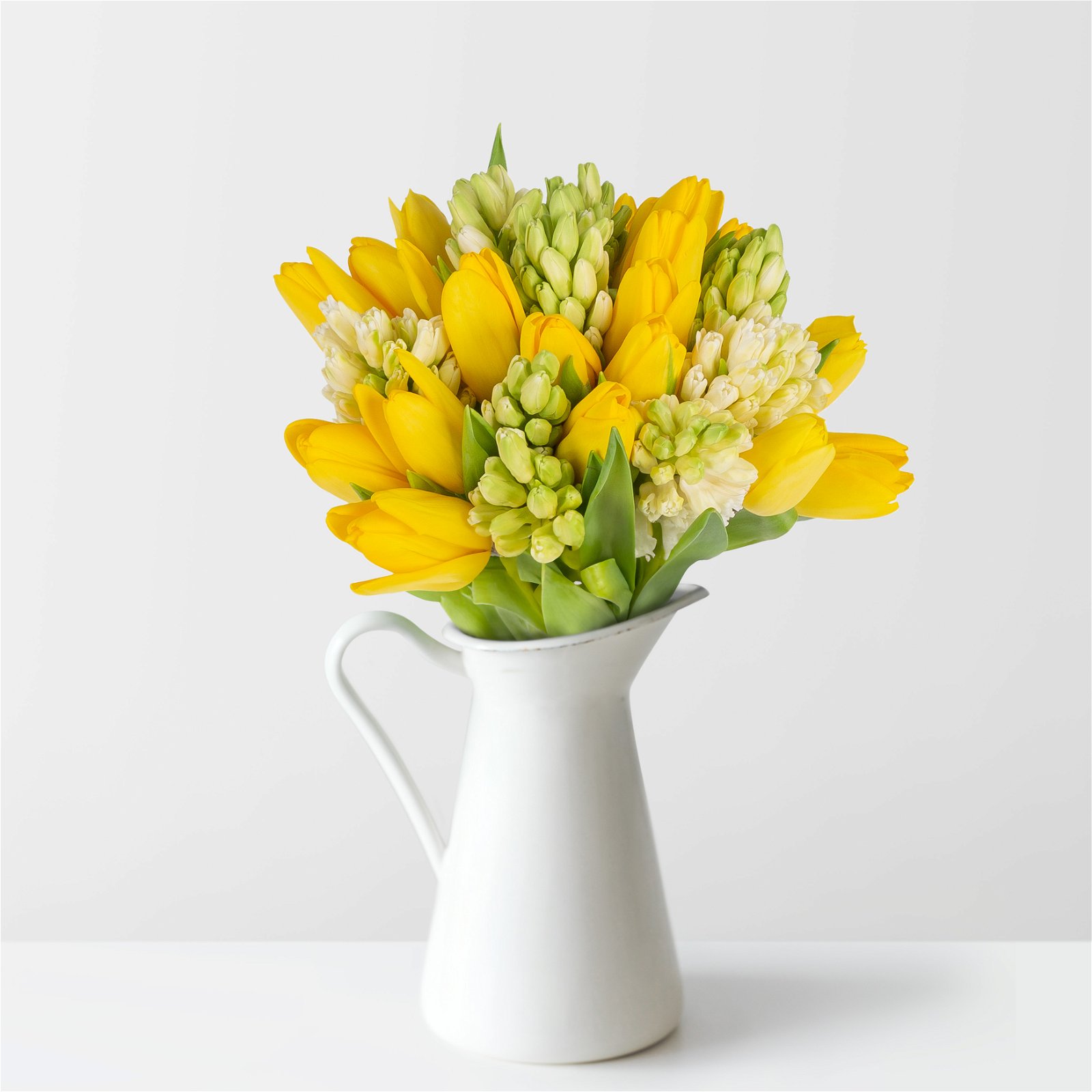 Gemischter Blumenbund 'Frühlingszeit', gelb-weiß, inkl. gratis Grußkarte