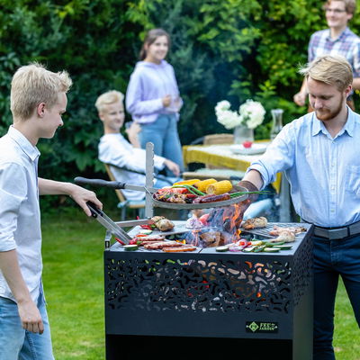 Feuerstelle Cube / 75x75x100cm, 79,9kg, multifunktional Feuerstelle Cube / 75x75x100cm, 79,9kg, multifunktional