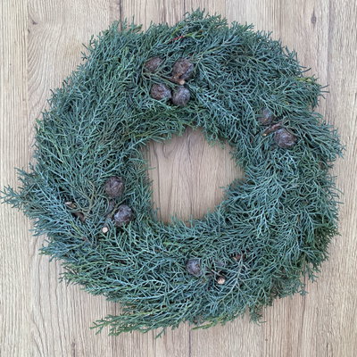 Adventskranz, Arizonica / Zypresse, halbrund gebunden, ca. 30 cm Ø Adventskranz, Arizonica / Zypresse, halbrund gebunden, ca. 30 cm Ø