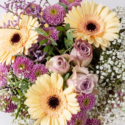 Blumenstrauß 'Apricot Attraction', handgebunden, Größe M Blumenstrauß 'Apricot Attraction', handgebunden, Größe M