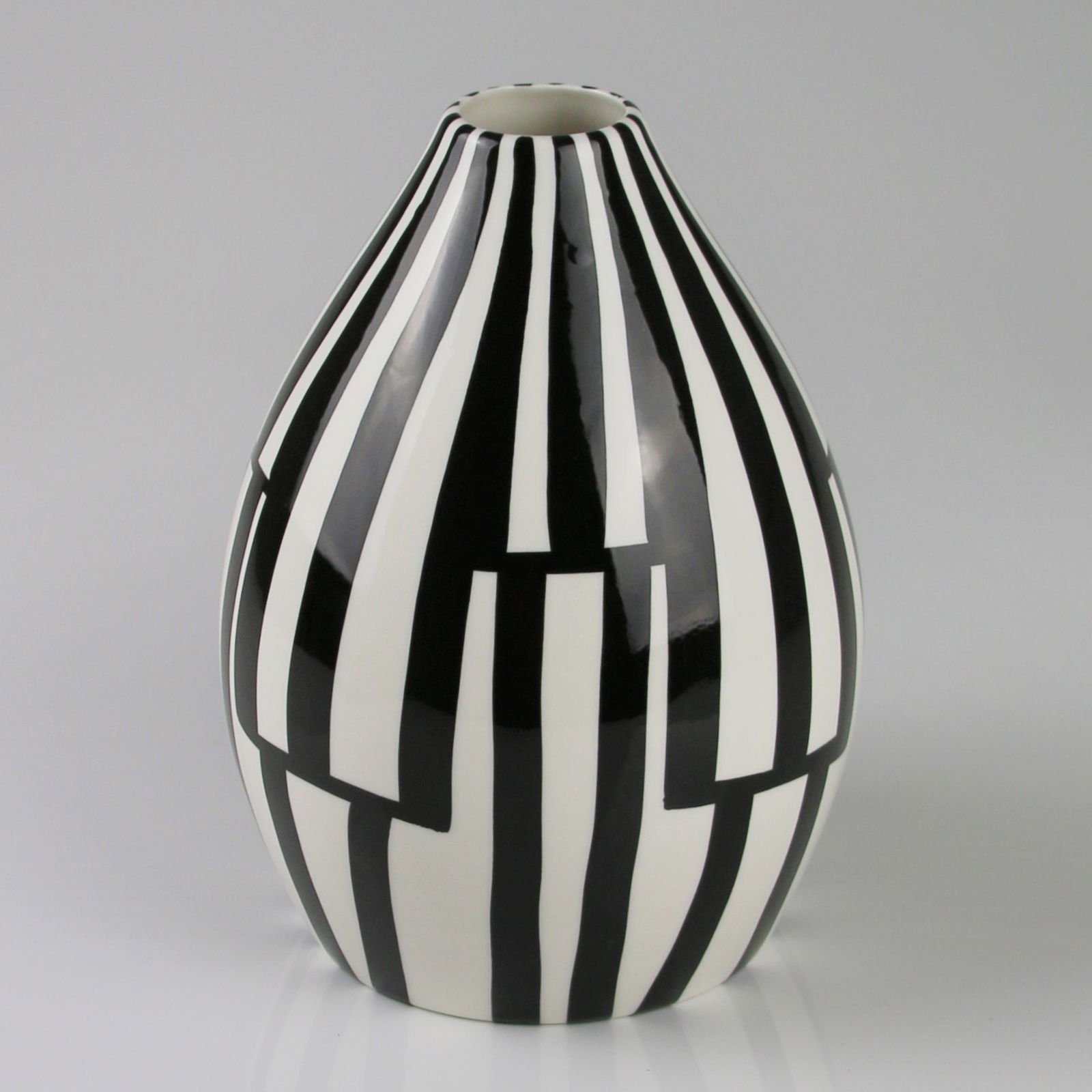 Keramikvase, schwarz-weiß, Ø16 x H21,5 cm