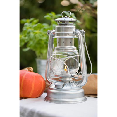 Sturmlaterne 'Baby Special 276', verzinkt, 26,5 x 13,5 x 15 cm Sturmlaterne 'Baby Special 276', verzinkt, 26,5 x 13,5 x 15 cm