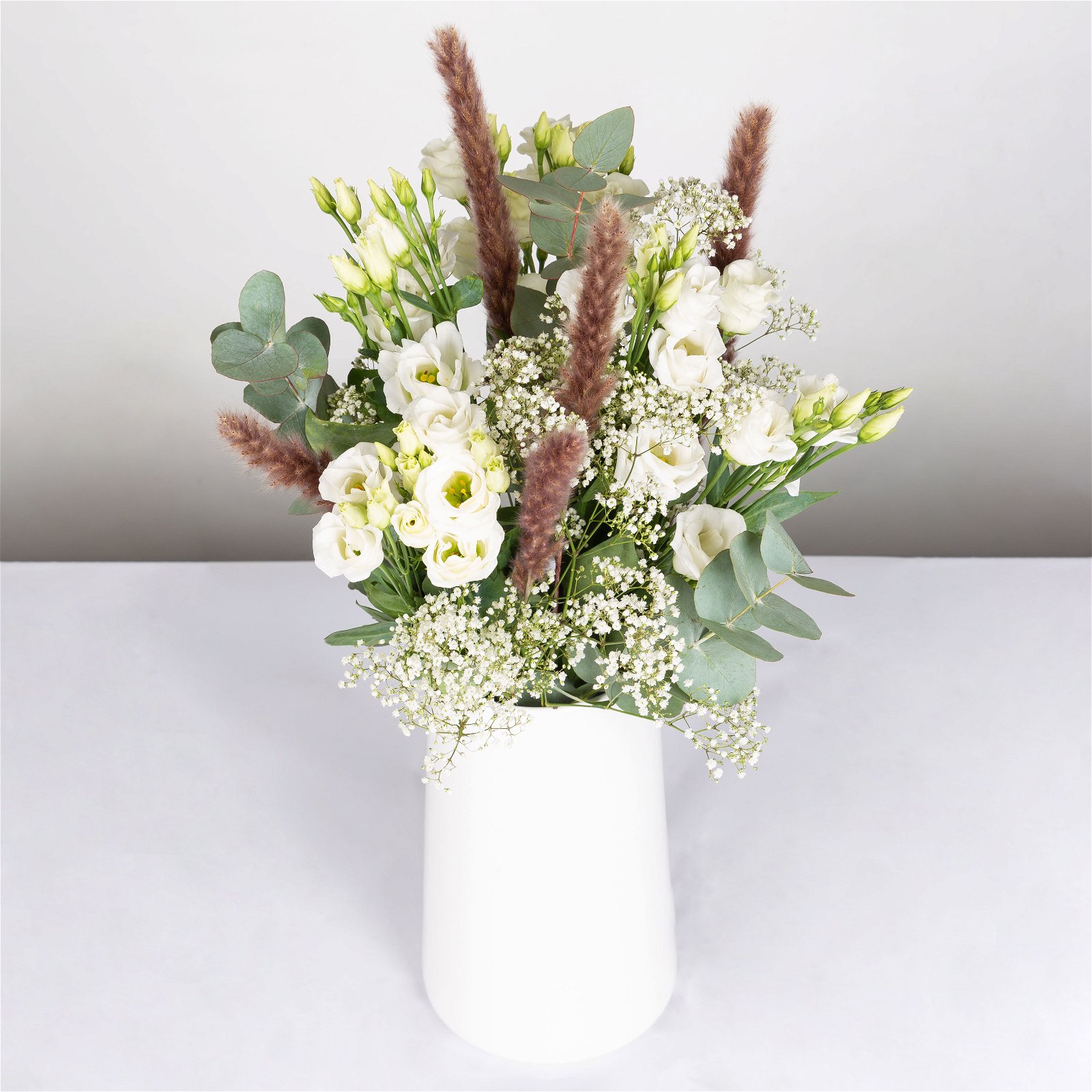 Gemischter Blumenbund 'Eleganz in Weiß' inkl. gratis Grußkarte