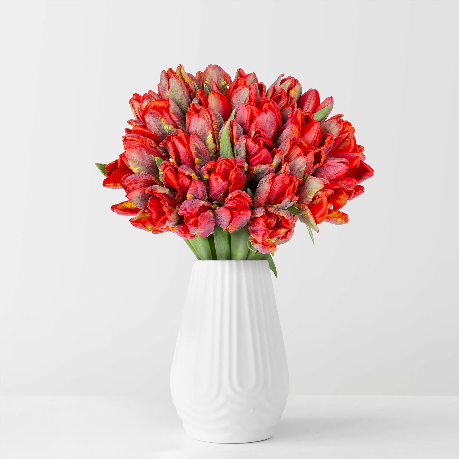 Blumenbund mit Tulpen 'Rococo', 30er-Bund, dunkelrot, inkl. gratis Grußkarte