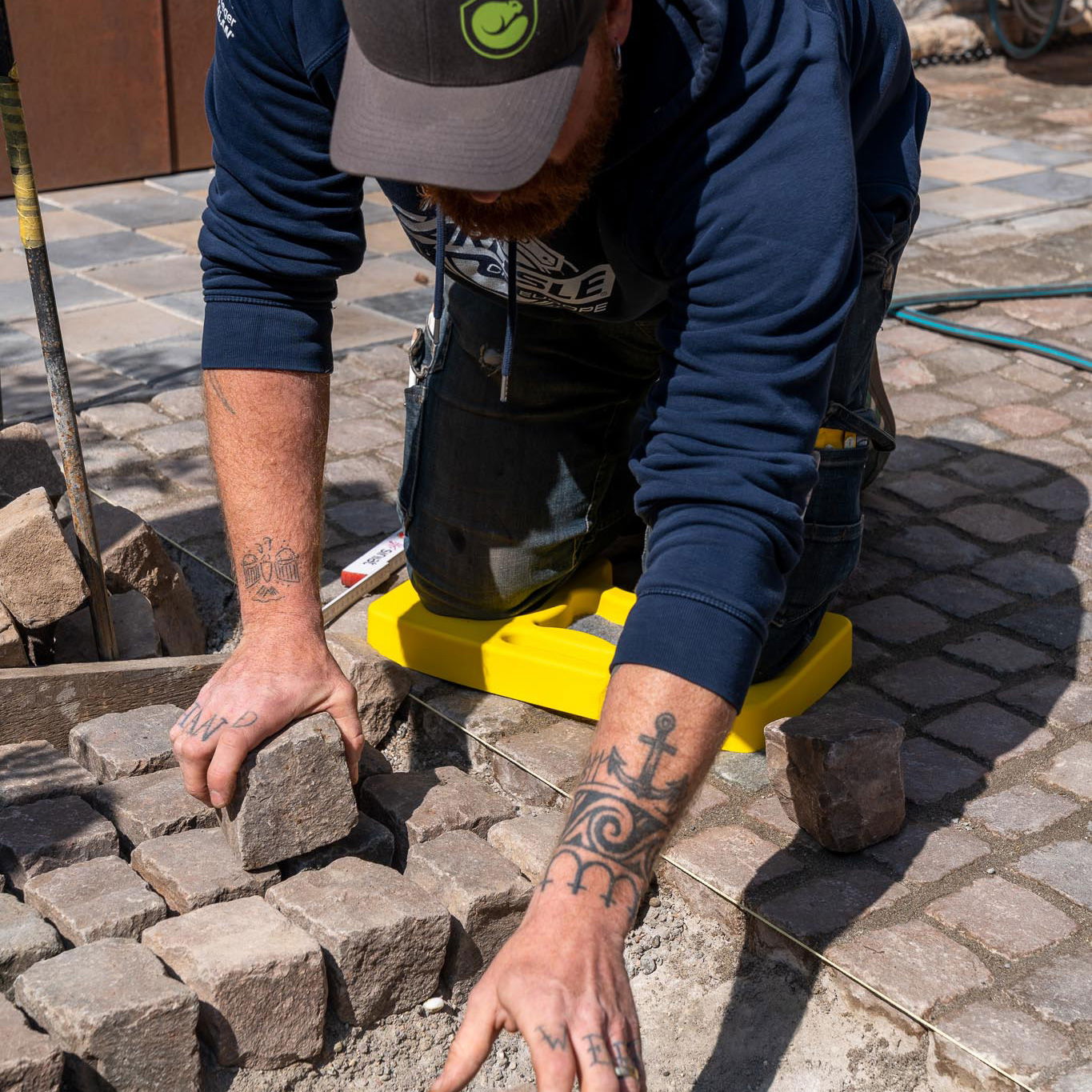 Kniekissen, gelb, ca. 41 x 25 x 4,5 cm Kniekissen, gelb, ca. 41 x 25 x 4,5 cm