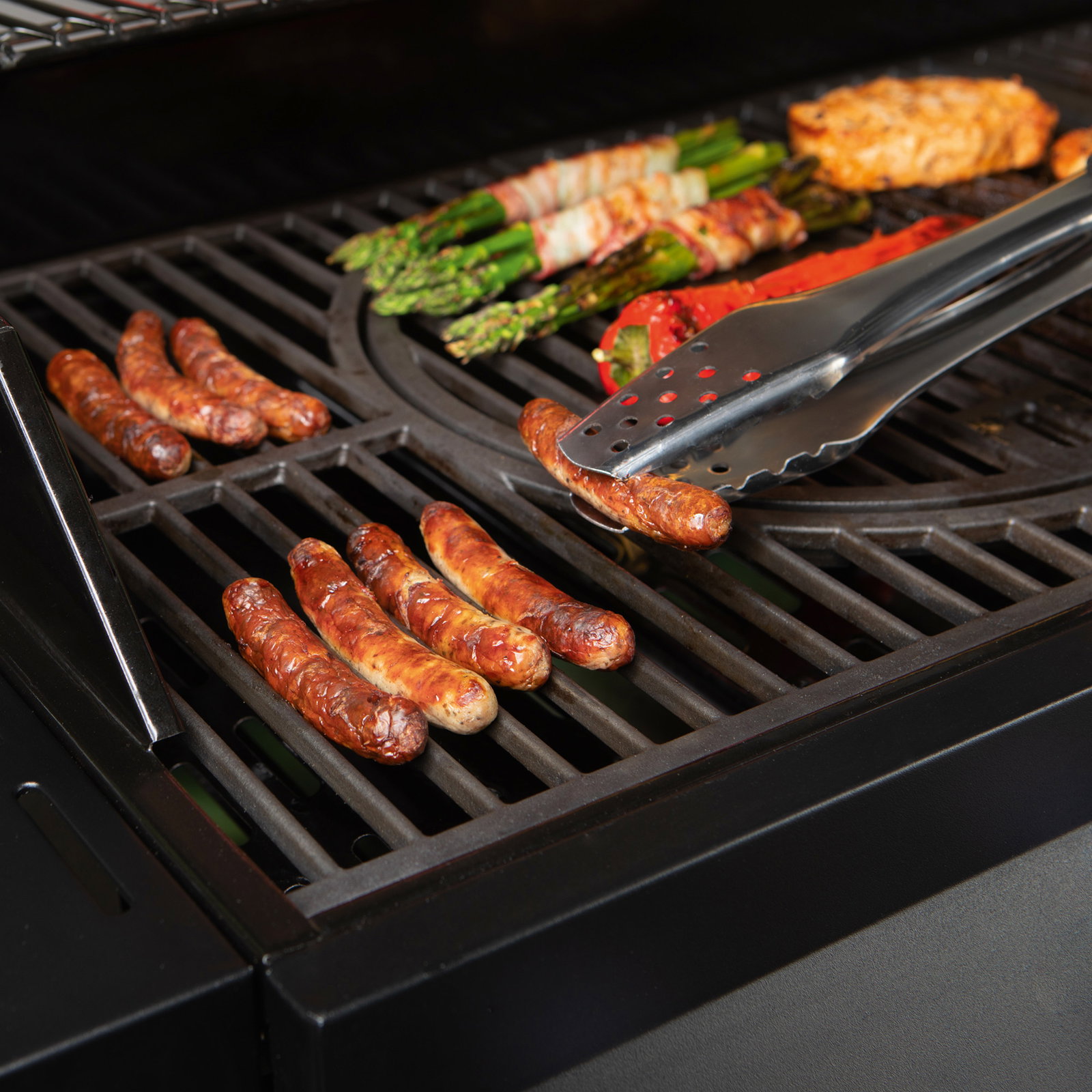 Landmann Gasgrill Cool Black 4.1 maxX, schwarz Landmann Gasgrill Cool Black 4.1 maxX, schwarz