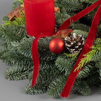 Dekorierter Adventskranz mit Kerzen in Rubinrot, Mix-Grün, ca. 35 cm Ø