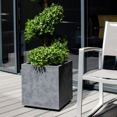 Eda Pflanztrog 'Basalt Dado', anthrazit, ca. 40 x 40 x H 40 cm