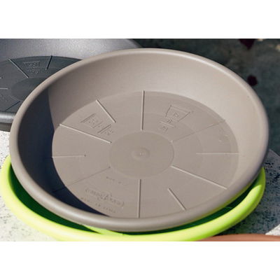 Euro 3 Plast Untersetzer 'Medea', taupe, ca. Ø 23,9 x H 3,7 cm Euro 3 Plast Untersetzer 'Medea', taupe, ca. Ø 23,9 x H 3,7 cm