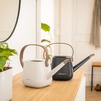 Lechuza 'Yula' Gießkanne, schiefergrau/taupe seidenmatt, 1,7 Liter Lechuza 'Yula' Gießkanne, schiefergrau/taupe seidenmatt, 1,7 Liter