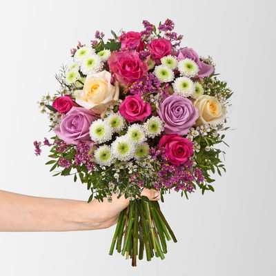 Blumenstrauß 'Liebe meines Lebens', handgebunden