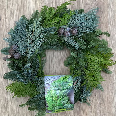 Adventskranz, Mix-Grün, halbrund gebunden, ca. 25 cm Ø Adventskranz, Mix-Grün, halbrund gebunden, ca. 25 cm Ø