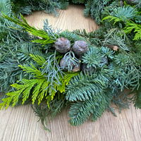 Adventskranz, Mix-Grün, halbrund gebunden, ca. 40 cm Ø