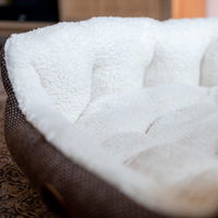 Nobby Komfortbett 'Alba', braun, ca. 55 x 50 x 21 cm Nobby Komfortbett 'Alba', braun, ca. 55 x 50 x 21 cm