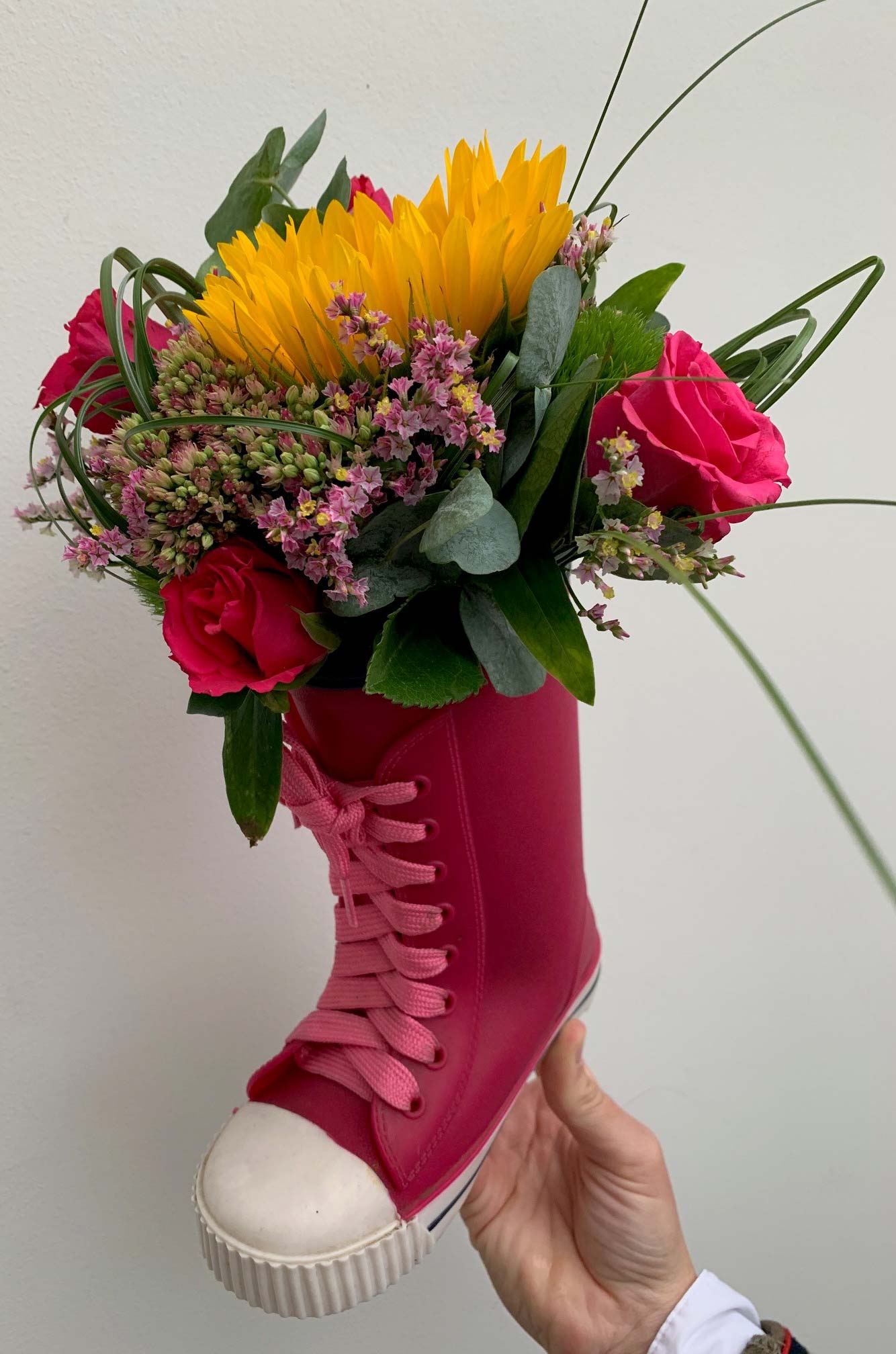 Blumengeschenk im Stiefel