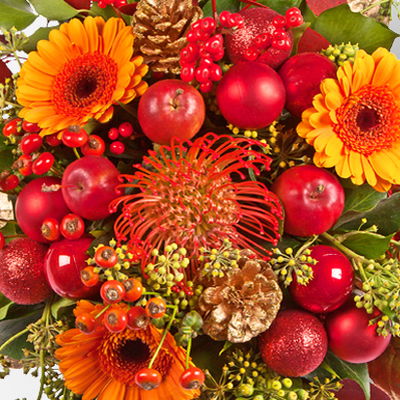 Blumenstrauß 'Bratapfel', handgebunden