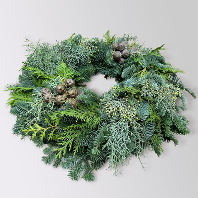 Adventskranz, Mix-Grün, halbrund gebunden, ca. 35 cm Ø Adventskranz, Mix-Grün, halbrund gebunden, ca. 35 cm Ø