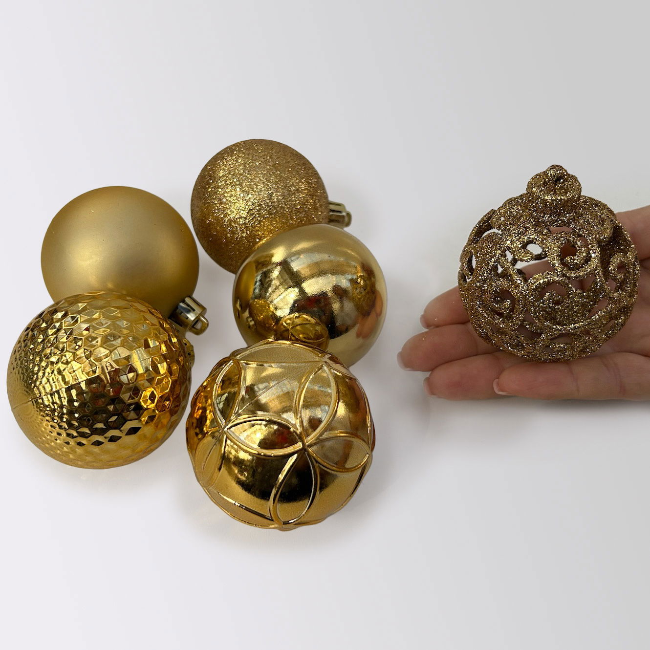 Kugelmix, 37er-Set, hellgold, ca. Ø 6 cm