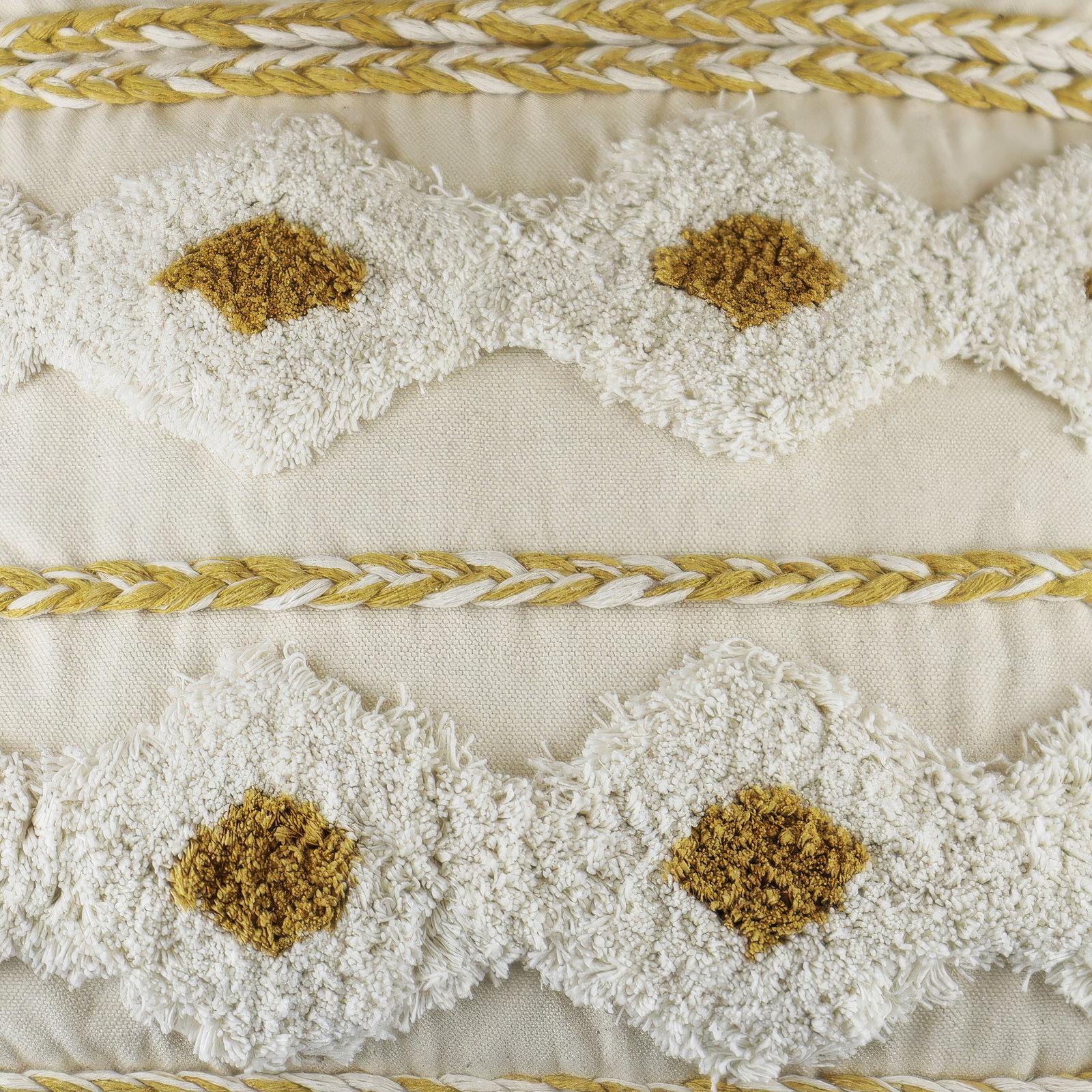 Kissen mit Füllung, gelb-weiß, ca. 45 x 45 cm Kissen mit Füllung, gelb-weiß, ca. 45 x 45 cm