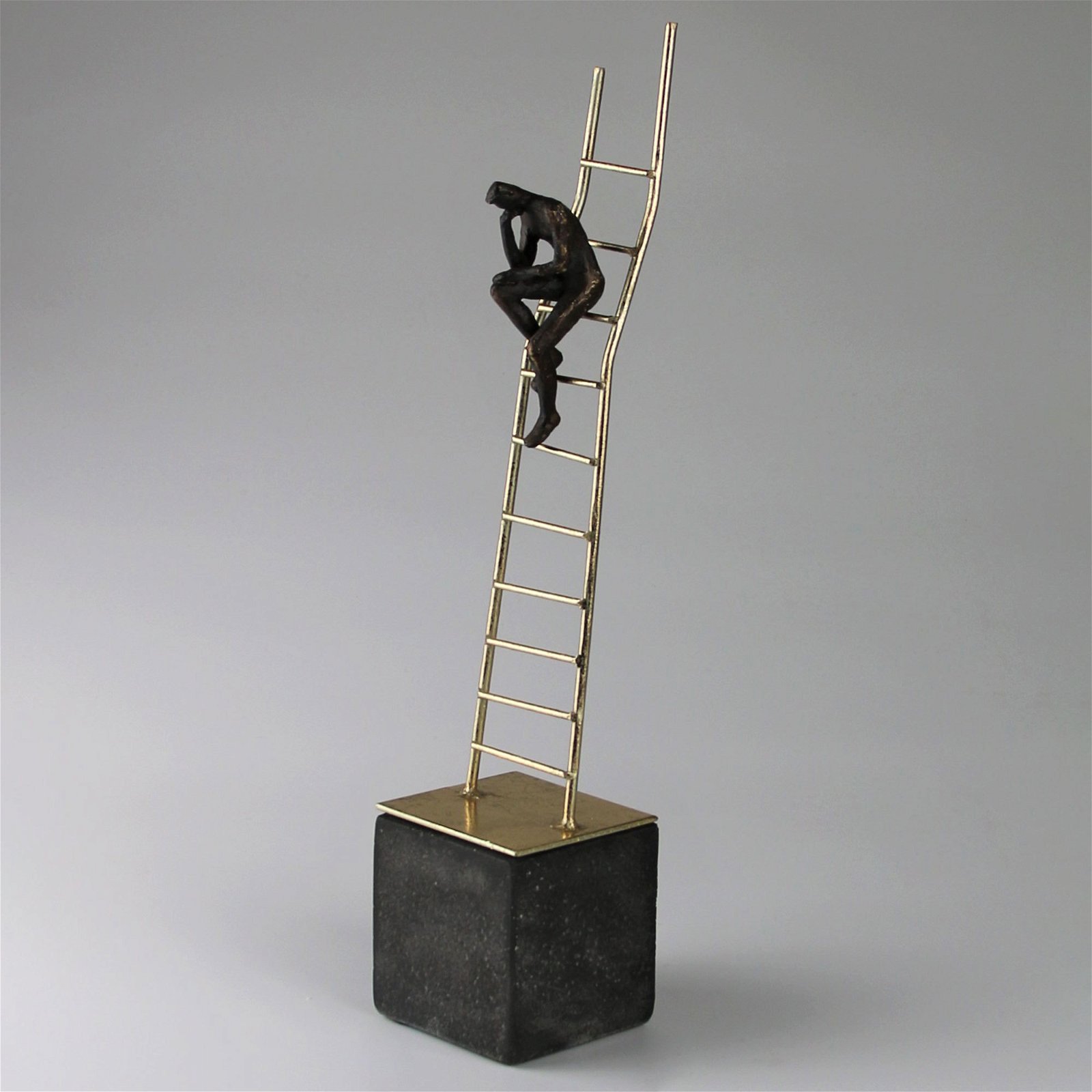 Dekoobjekt 'Mensch auf Leiter', schwarz m. gold, Höhe ca. 40 cm