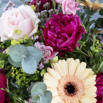 Blumenstrauß 'Herzenswünsche', handgebunden Blumenstrauß 'Herzenswünsche', handgebunden