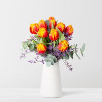 Bunter Schnittblumen-Mix aus Tulpen, Strandflieder & Eukalyptus