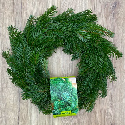 Adventskranz, Nordmanntanne, halbrund gebunden, 30 cm Ø Adventskranz, Nordmanntanne, halbrund gebunden, 30 cm Ø