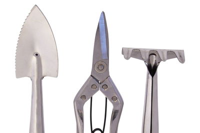 Geräteset, silber, ca. 25 x 4 x 17 cm Geräteset, silber, ca. 25 x 4 x 17 cm