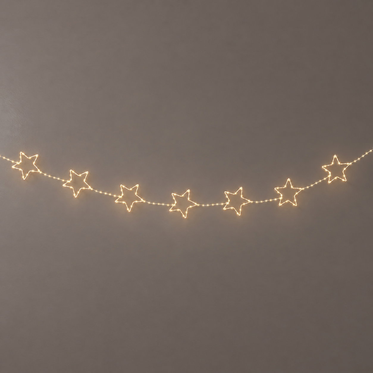 LED Micro Sternenkette, 150 warmweiße LEDs, Länge ca. 215 cm LED Micro Sternenkette, 150 warmweiße LEDs, Länge ca. 215 cm