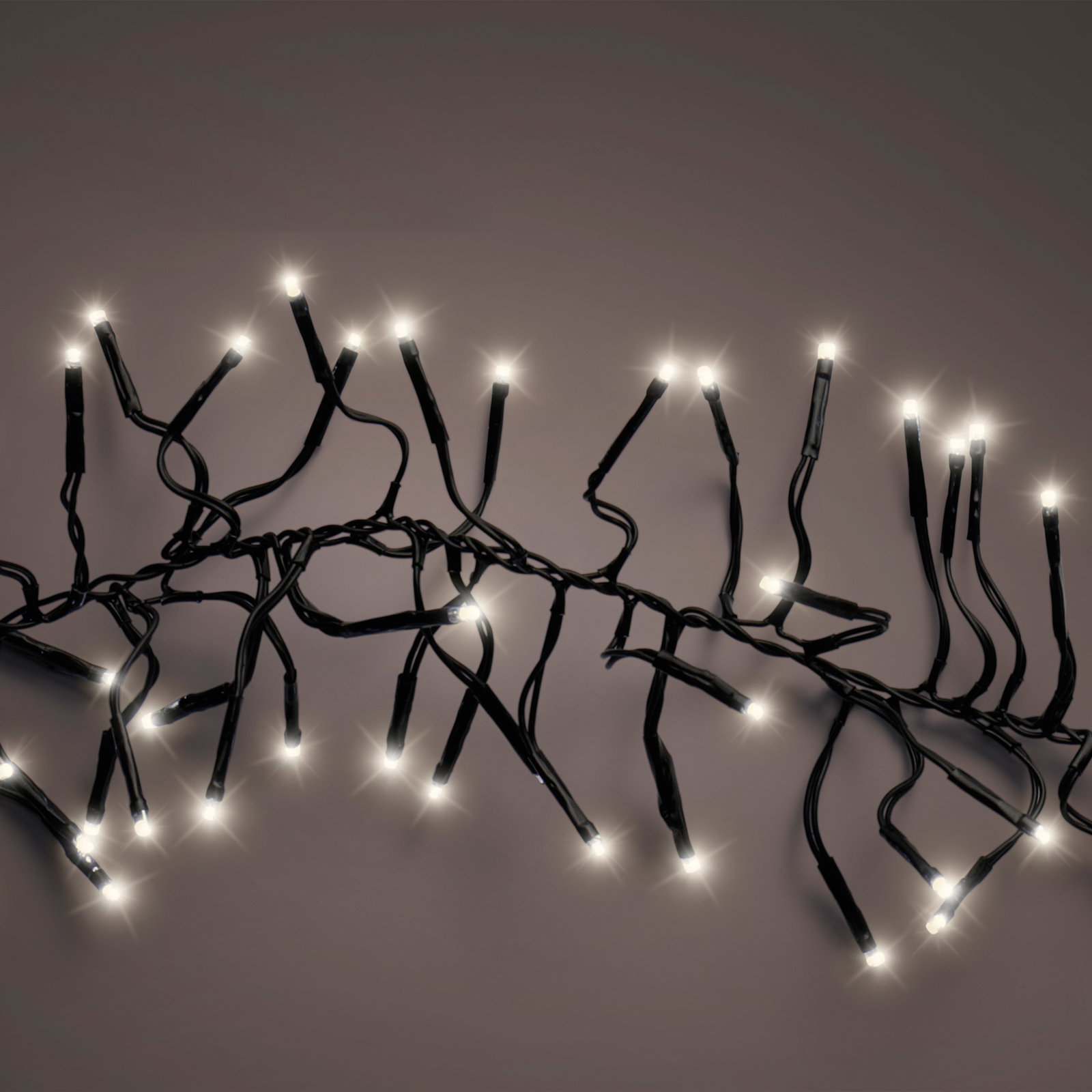 LED Gruppenbeleuchtung, 3000 warmweiße LEDs, Länge ca. 280 cm LED Gruppenbeleuchtung, 3000 warmweiße LEDs, Länge ca. 280 cm