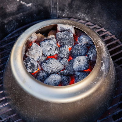 Weber Holzkohle-Temperaturregler, silber, Edelstahl, ca. 11 x 46 x 46 cm Weber Holzkohle-Temperaturregler, silber, Edelstahl, ca. 11 x 46 x 46 cm