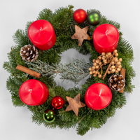 Dekorierter Adventskranz mit Stumpenkerzen in Rot, Nobilistanne, ca. 30 cm Ø Dekorierter Adventskranz mit Stumpenkerzen in Rot, Nobilistanne, ca. 30 cm Ø