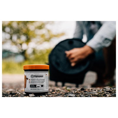 Einbrenn- & Pflegepaste für Feuertöpfe & Dutch Oven, 250 ml Einbrenn- & Pflegepaste für Feuertöpfe & Dutch Oven, 250 ml