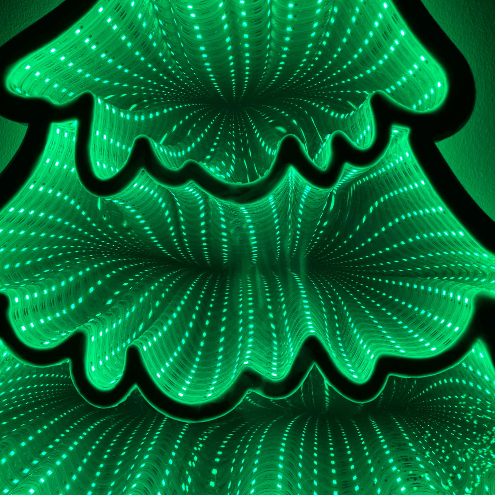 LED Baum 'Infinity', kaltweiß, bunt, 231 LEDs, Höhe ca. 60 cm LED Baum 'Infinity', kaltweiß, bunt, 231 LEDs, Höhe ca. 60 cm