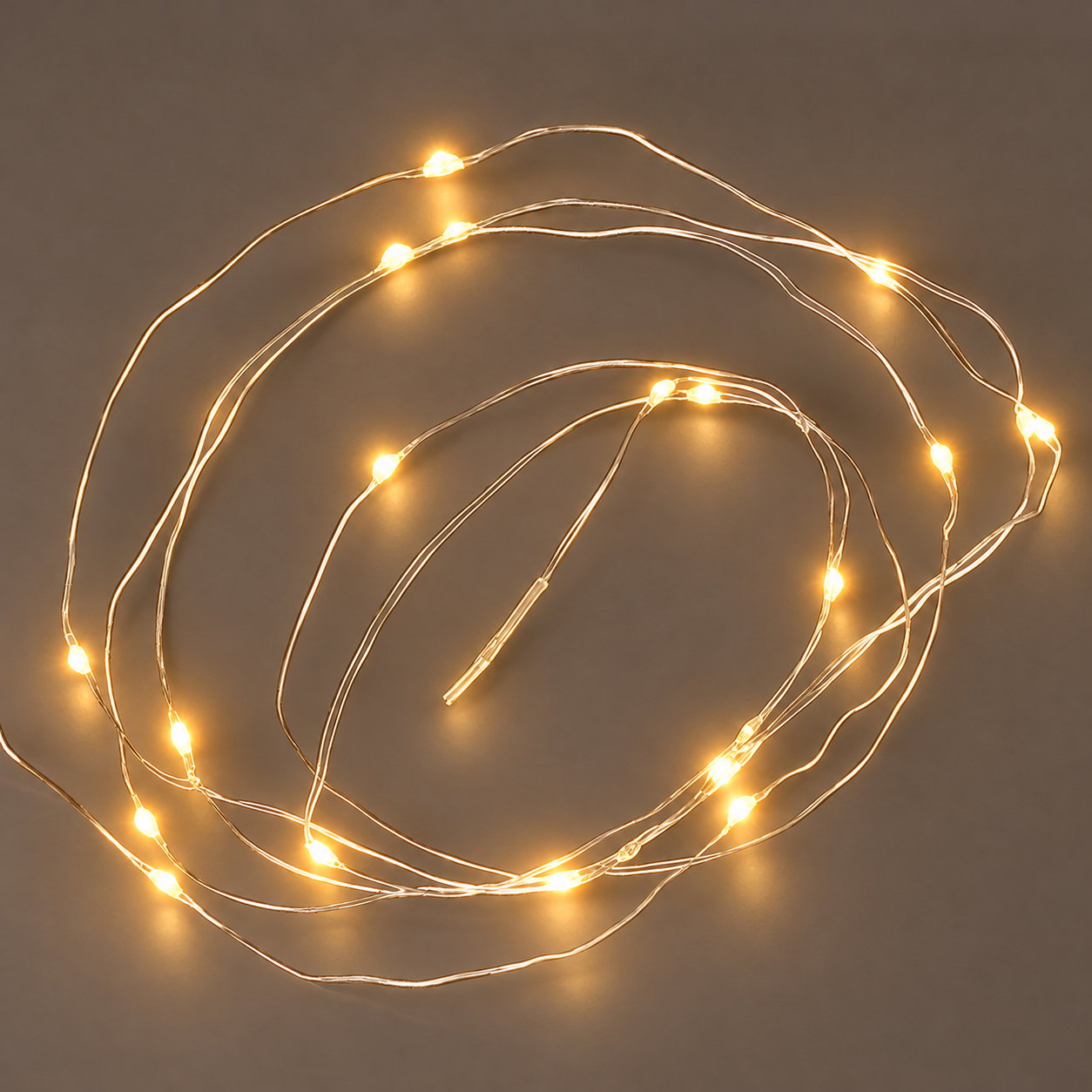 LED Silberdraht, klassisch warm, 20 LEDs, Länge ca. 1,8 m LED Silberdraht, klassisch warm, 20 LEDs, Länge ca. 1,8 m