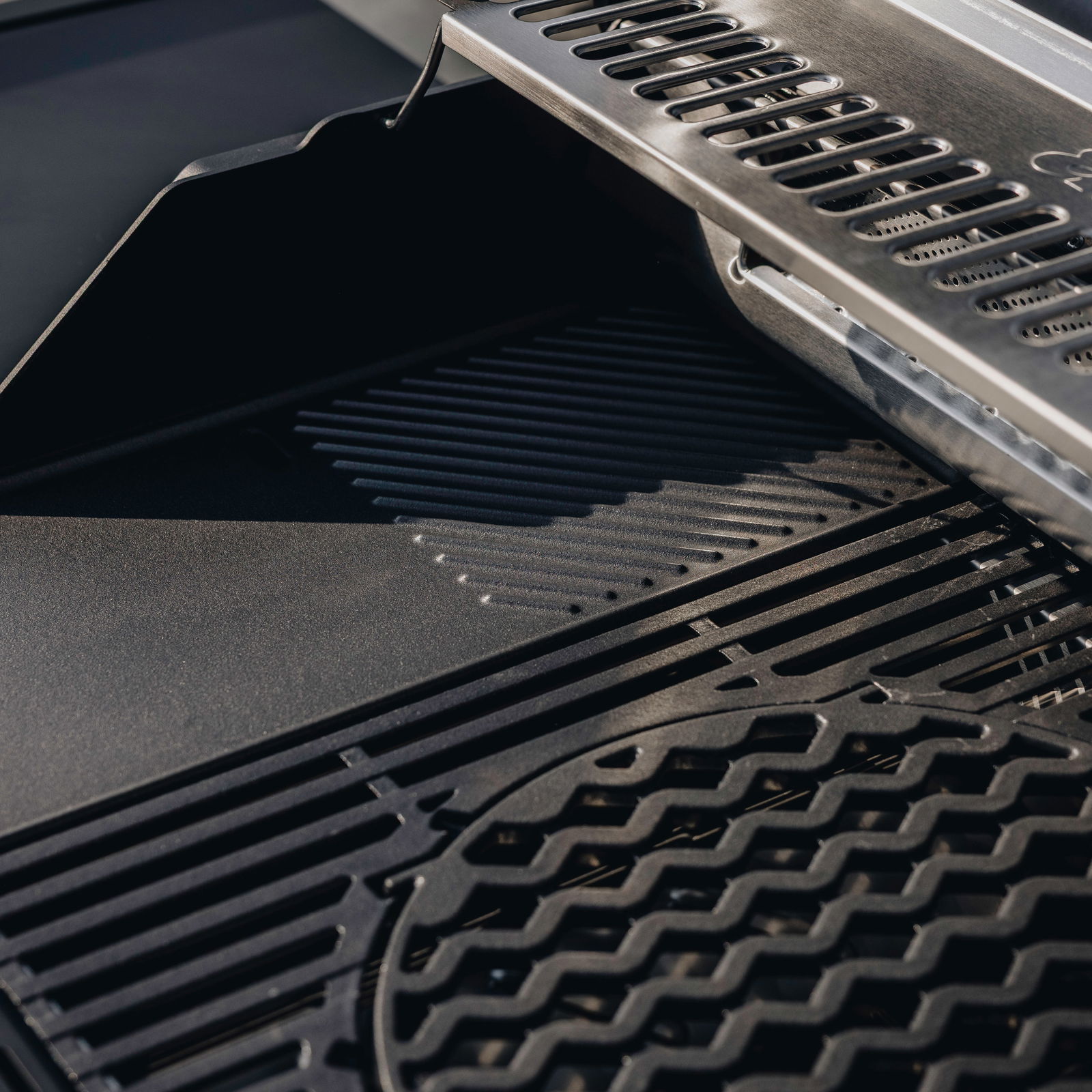 Enders Gasgrill Monroe PRO 3 SIK Turbo, matt graphit Enders Gasgrill Monroe PRO 3 SIK Turbo, matt graphit