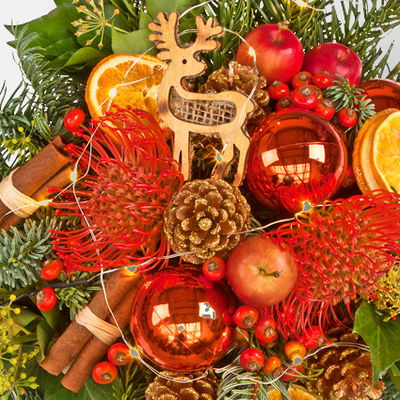 Blumenstrauß 'Lichterzauber' inkl. Lichterkette, handgebunden